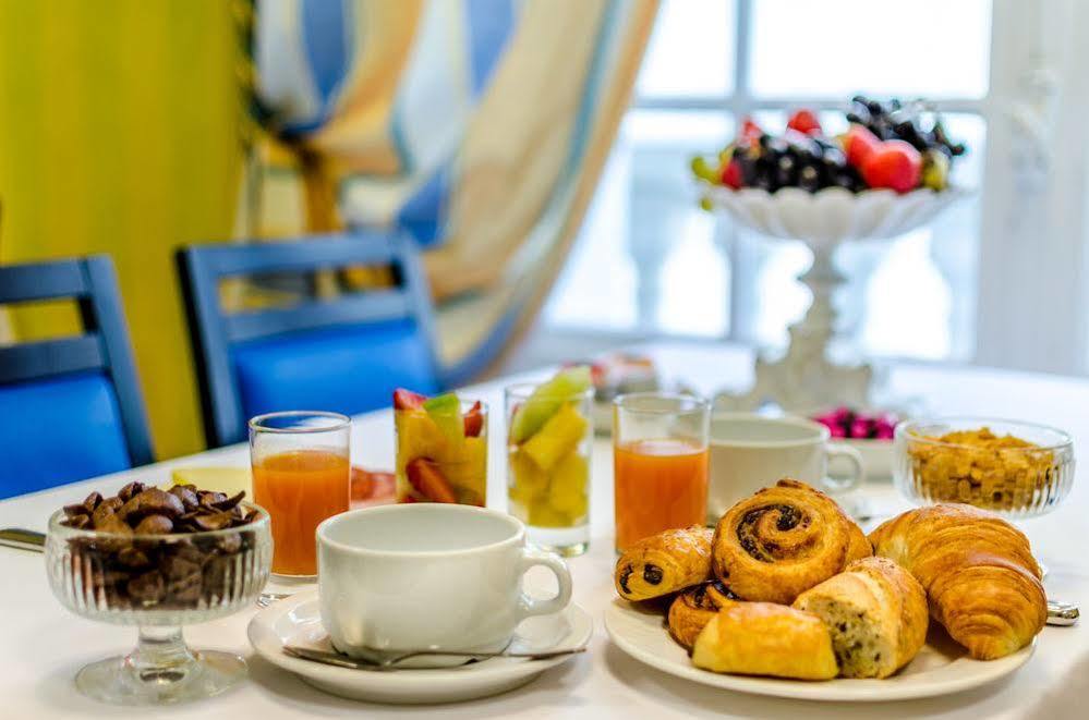 Hotel Aneto Лурд Екстер'єр фото